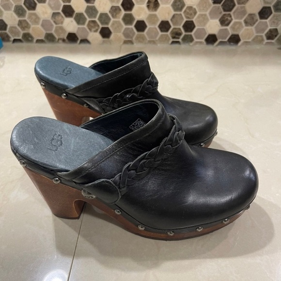 UGG clog shoes 6 - Picture 2 of 10
